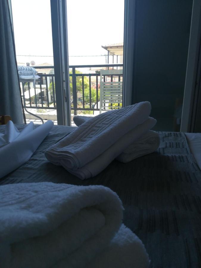 Alma Libre Luxury Apartment 2 Nikiti  Exterior photo